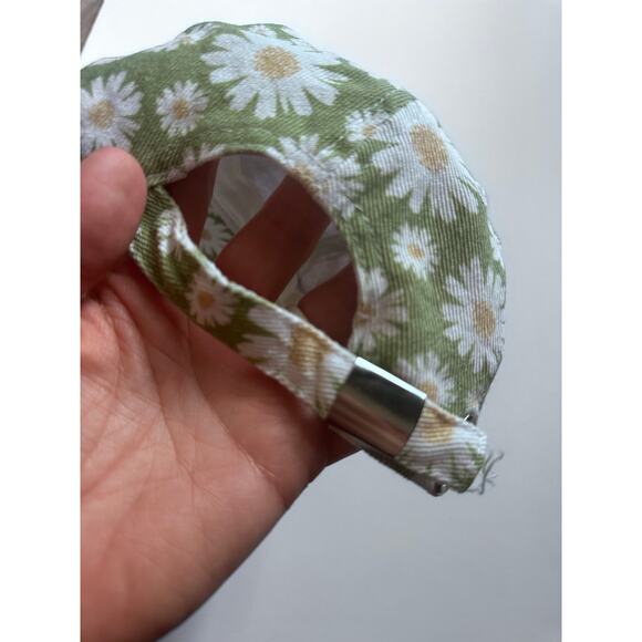 Baseball Cap Green Daisy Print Adjustable Hat - Cute & Stylish! - Picture 4 of 5